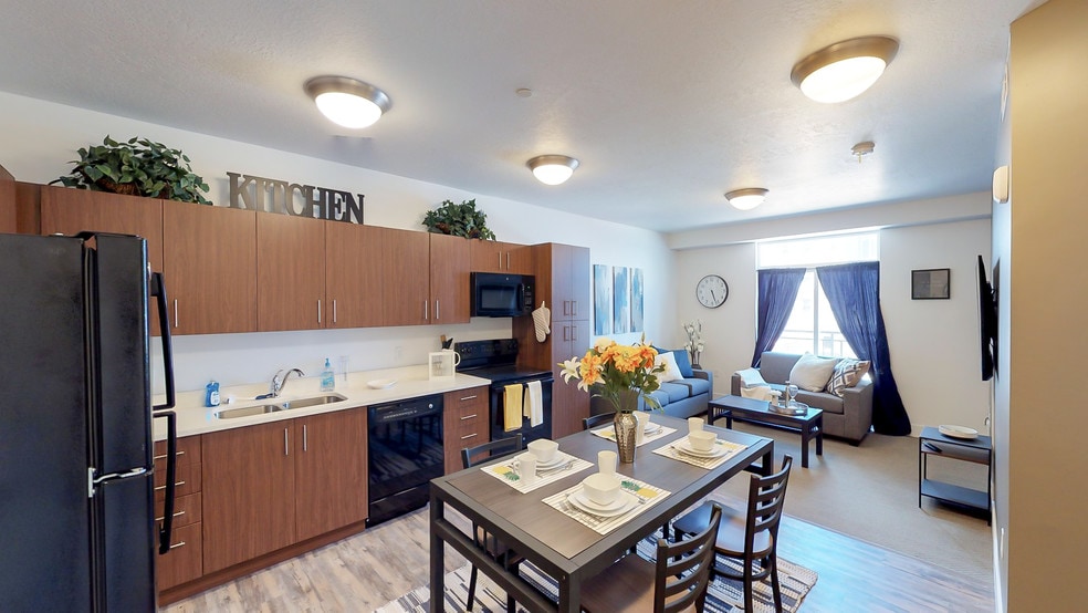 Primary Photo - Promenade Place - Student Living