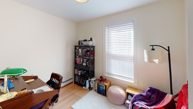 Building Photo - 672 Washington St