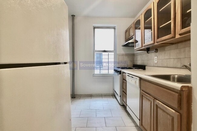 Floorplan - 175 Pinehurst Avenue