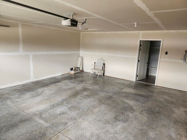 Building Photo - 1581 Keanan Ln