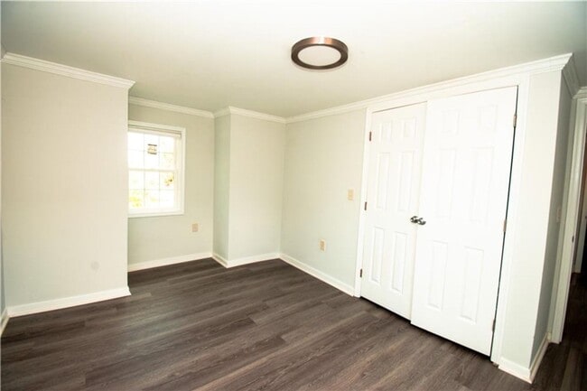 Building Photo - 3 Bedrooms.  2.5 Baths. Luxury Upgrades