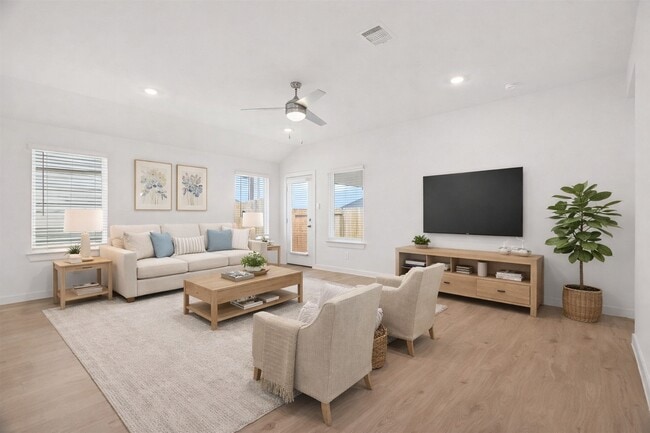 Building Photo - 3827 Langridge Dr