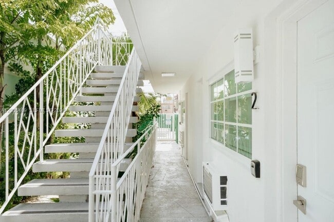 Building Photo - 7834 Abbott Ave