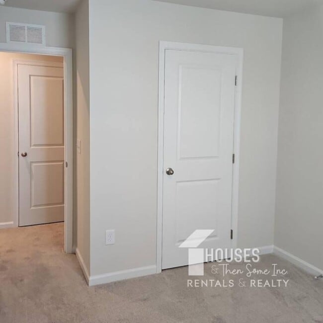 Building Photo - 1512 Purrington Ln