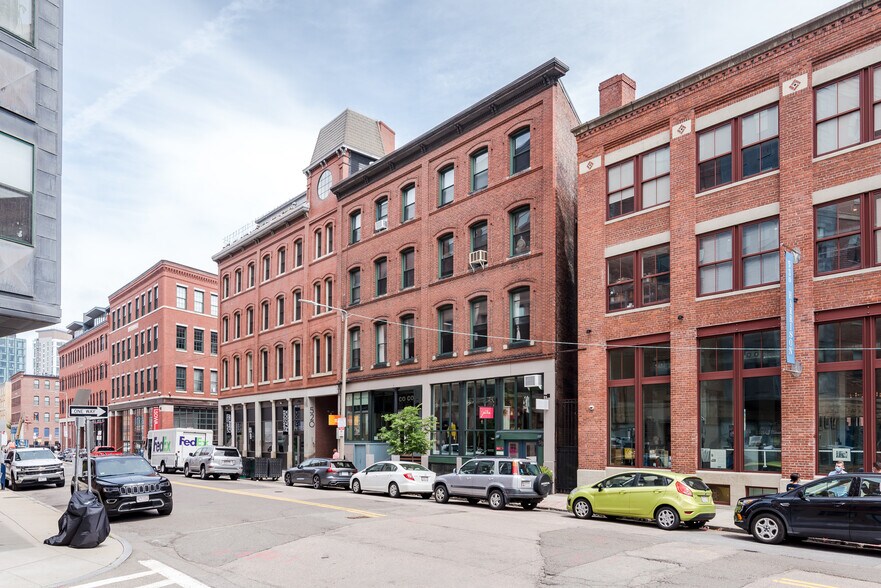 Building Photo - 524 Harrison Ave