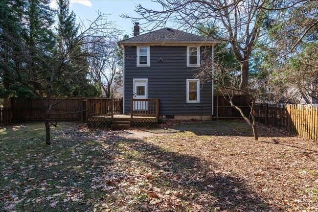 Building Photo - 751 Holmes Rd