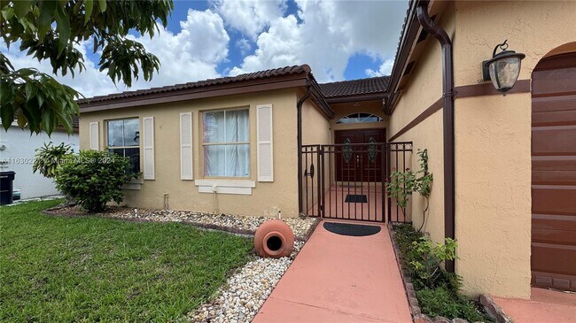 Primary Photo - 14332 SW 163rd St