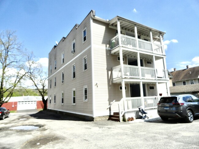 Building Photo - 280 Park Ave