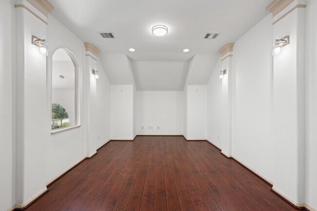 Building Photo - 4603 Red Hawk Ct