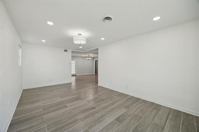 Building Photo - 9670 Lynbrook Dr