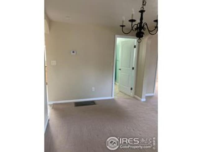 Building Photo - 4 Bedroom Duplex