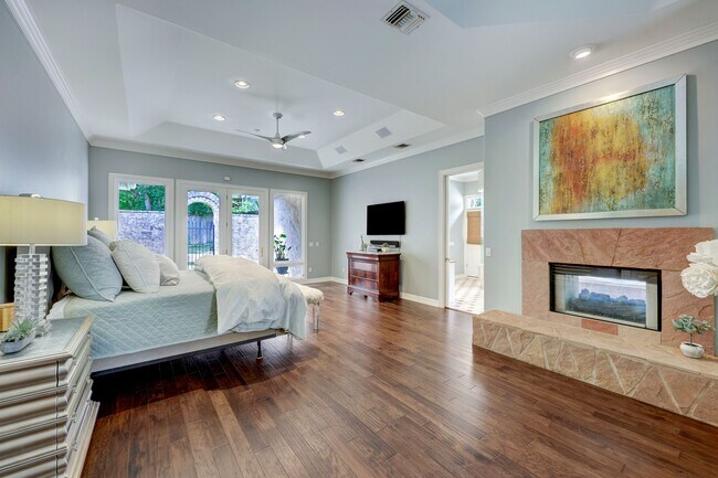 Building Photo - 102 Wood Trail