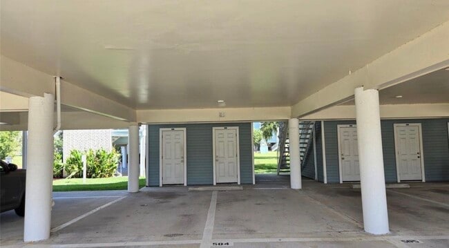 Building Photo - 18617 Egret Bay Blvd