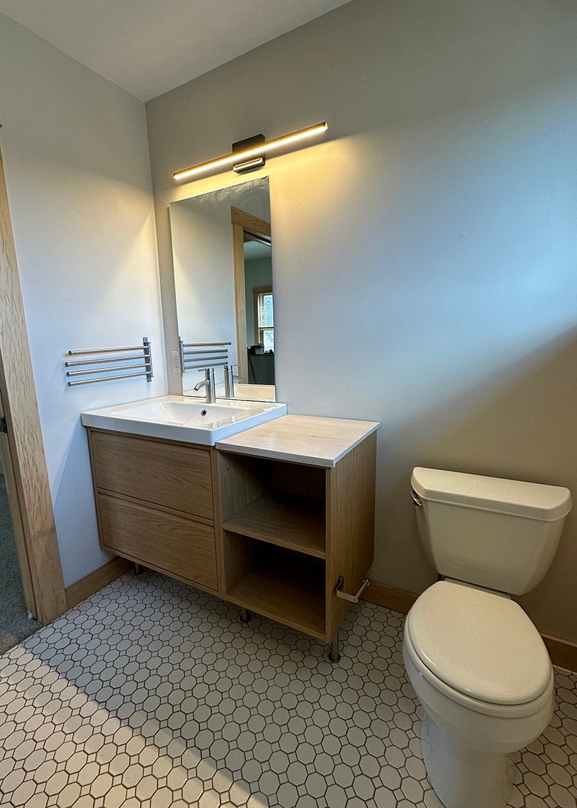 Building Photo - 1423 Williamson St