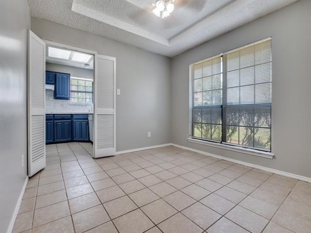 Building Photo - 1228 Cliff Trail