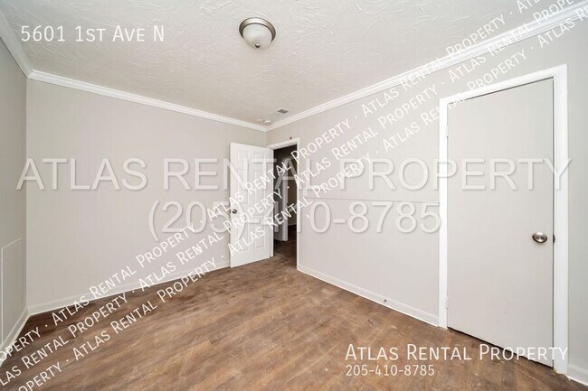 Building Photo - 5601 1st Ave N