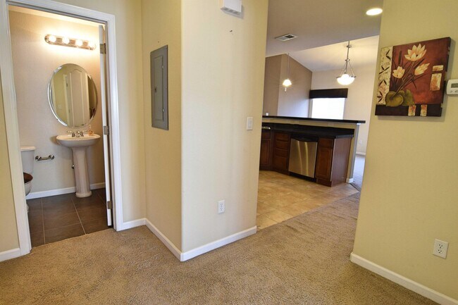 Building Photo - 6242 Kilmer Loop