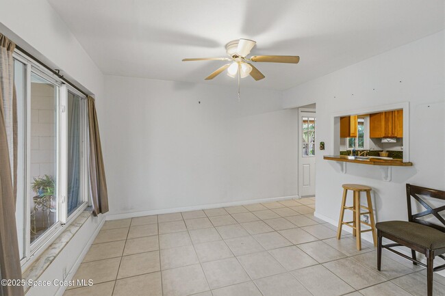 Building Photo - 141 E Exeter St