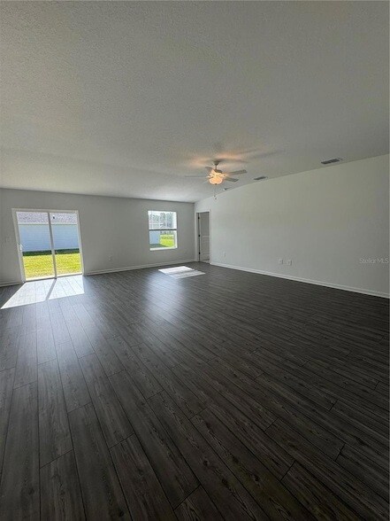 Building Photo - 8283 SW 42nd Cir