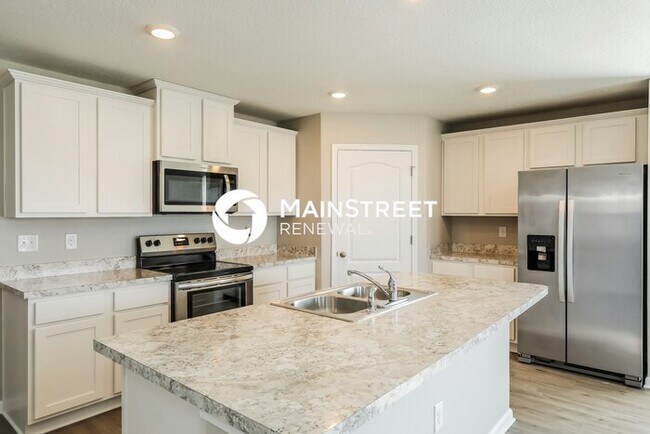 Building Photo - 4 Bedroom Pet-Friendly Home in Green Cove Springs, FL with Main Street Renewal