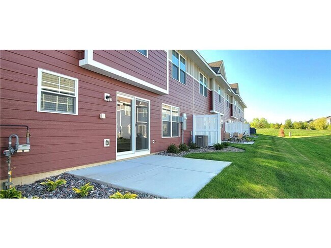 Building Photo - 1142 Middlefield Rd