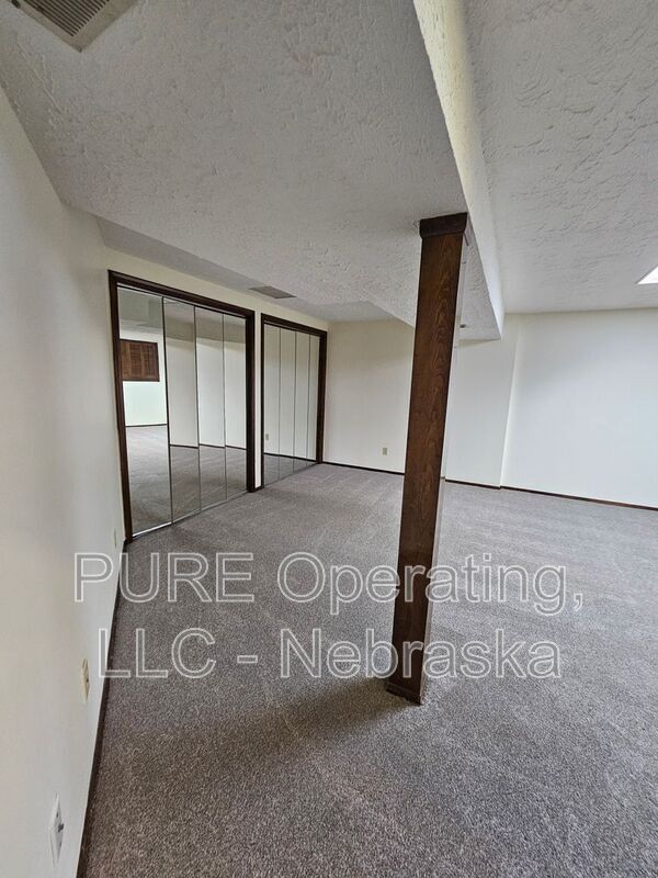 Building Photo - 14028 Madison Cir