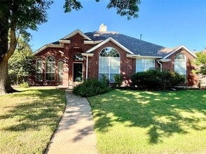 Building Photo - 2241 Dampton Dr