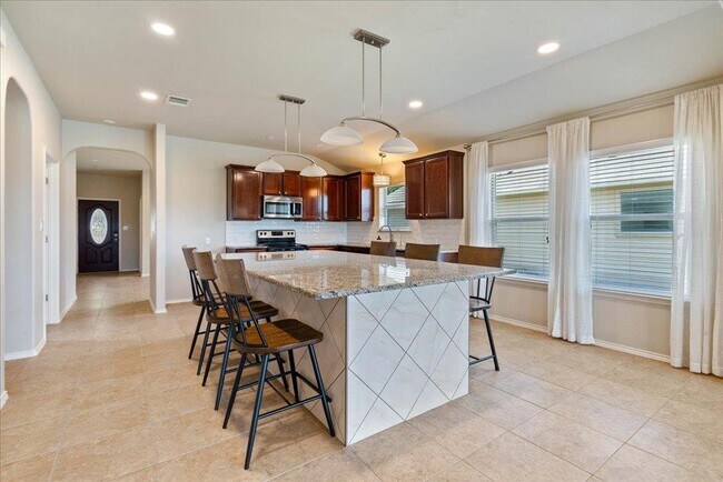 Building Photo - 255 Drystone Trail