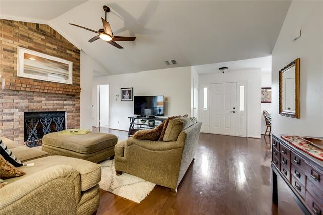 Building Photo - 900 Tupelo Dr