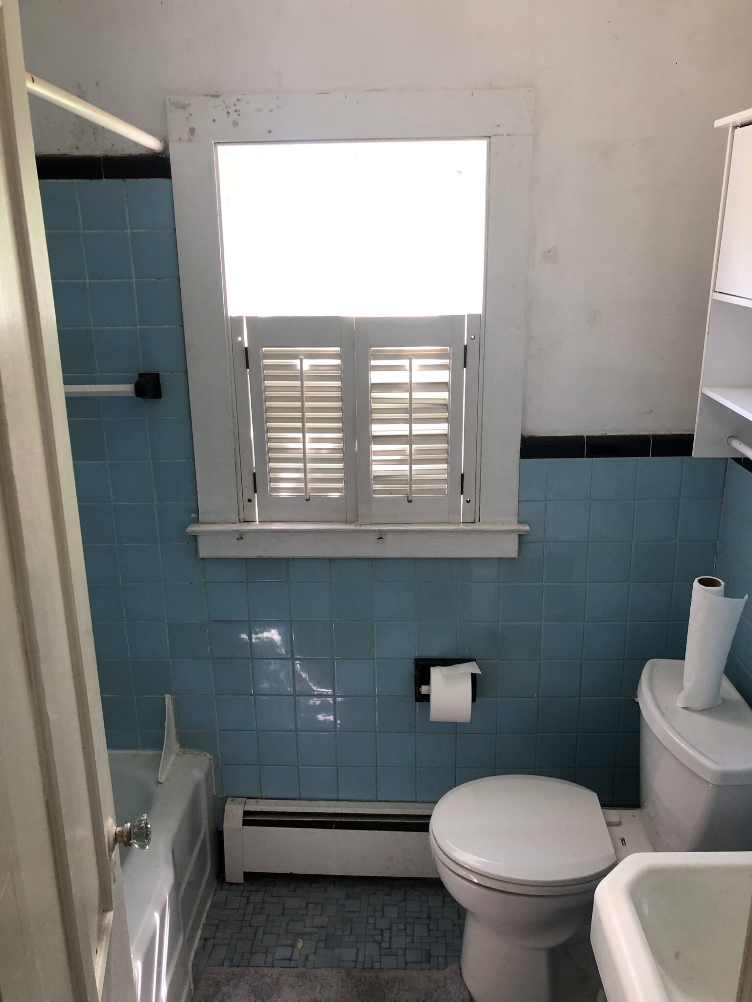 Bathroom - 204 Wooster St