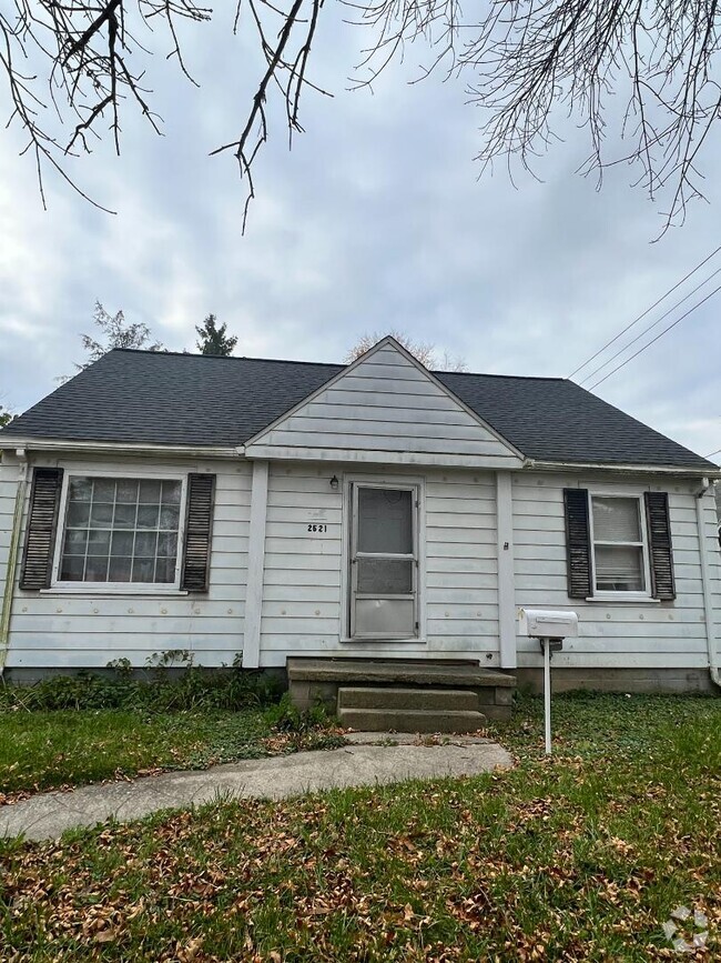 Building Photo - 2521 Stobbe St