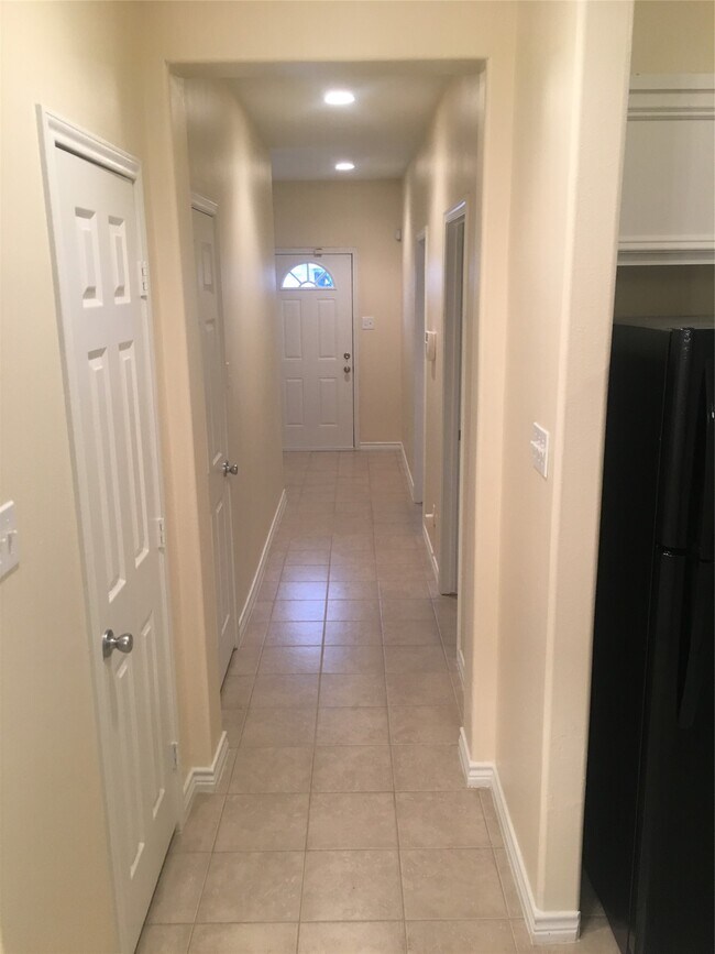 Building Photo - 10642 Logger Pines Trail