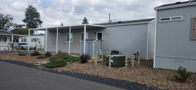 Building Photo - 5510 Clark Rd