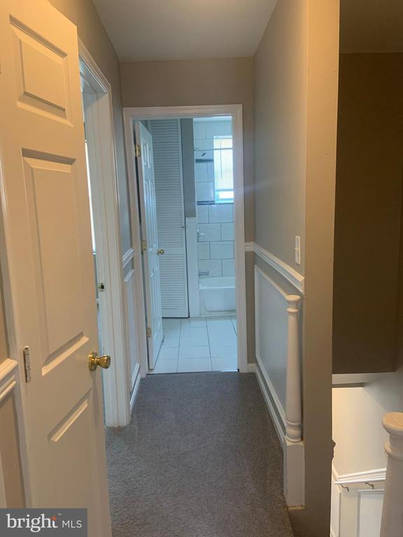 Building Photo - 2504 W Franklin St