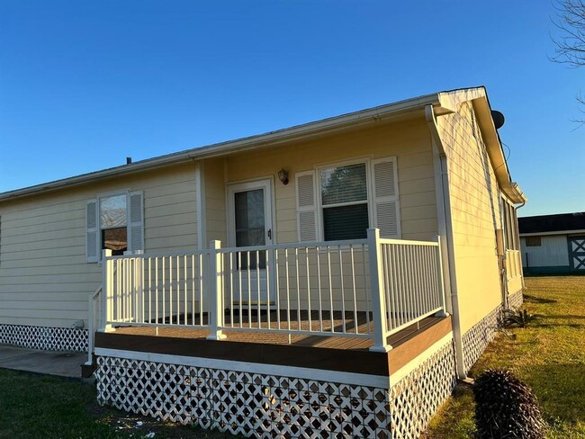 Building Photo - 4318 FM 1462