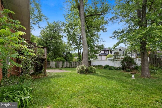 Building Photo - 6923 Tyndale St