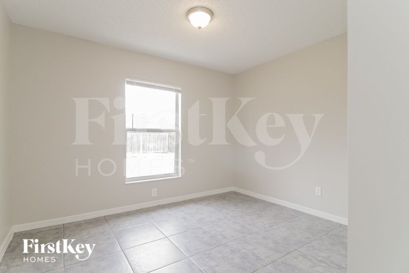 Building Photo - 474 Awin Cir SE