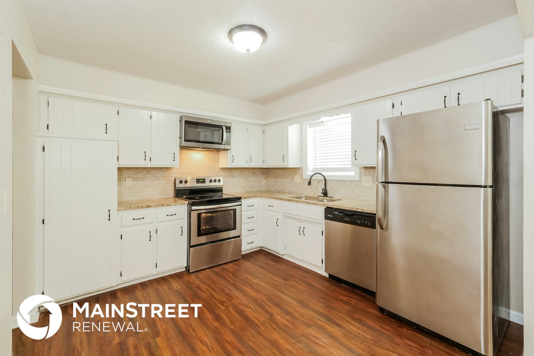 Building Photo - 2808 SE 2 St