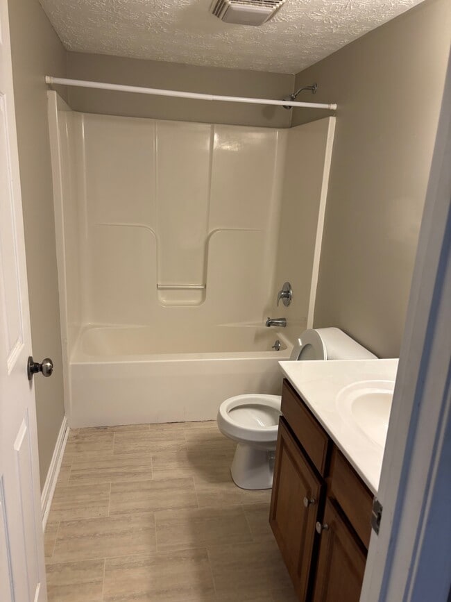 Building Photo - 125 Emory Ct