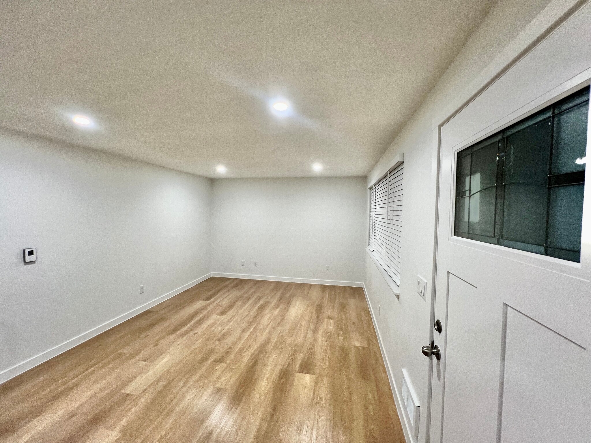 Living room - 6722 S Monroe St