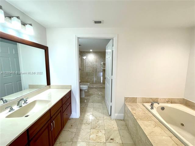 Building Photo - 6206 Paradise Point Dr