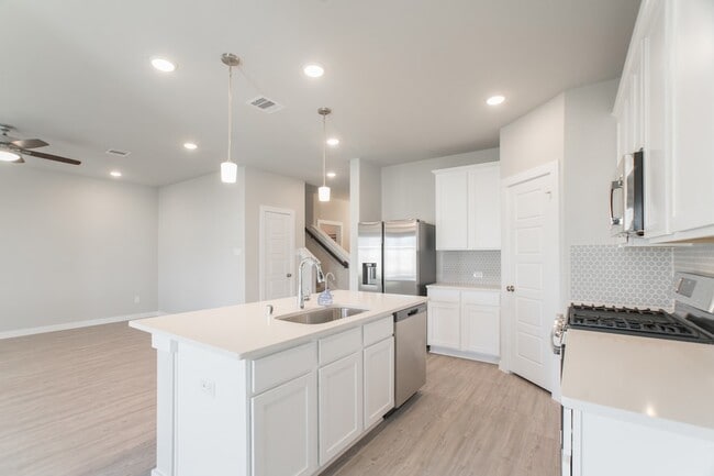 Building Photo - 21710 Prickly Caterpillar Ct