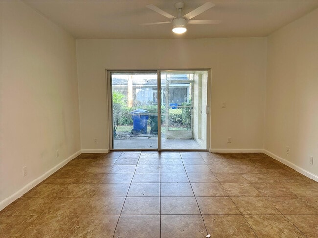 Building Photo - 5503 Pageant Pl