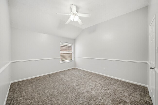 Building Photo - 11308 Windy Dawn Dr