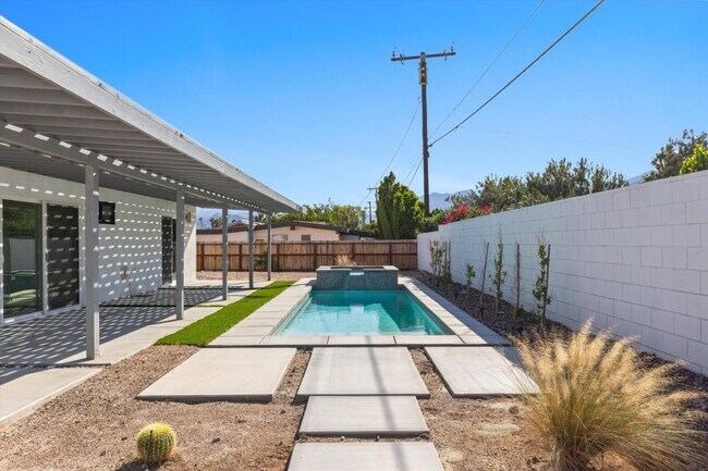 Building Photo - 2793 N Chuperosa Rd