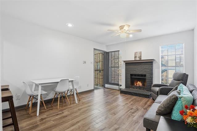 Building Photo - 9520 Royal Ln