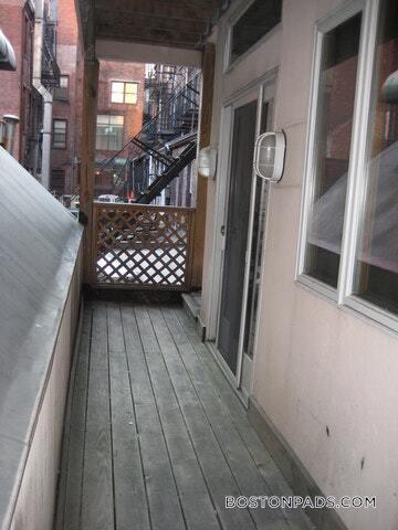 Building Photo - 49 Temple Pl