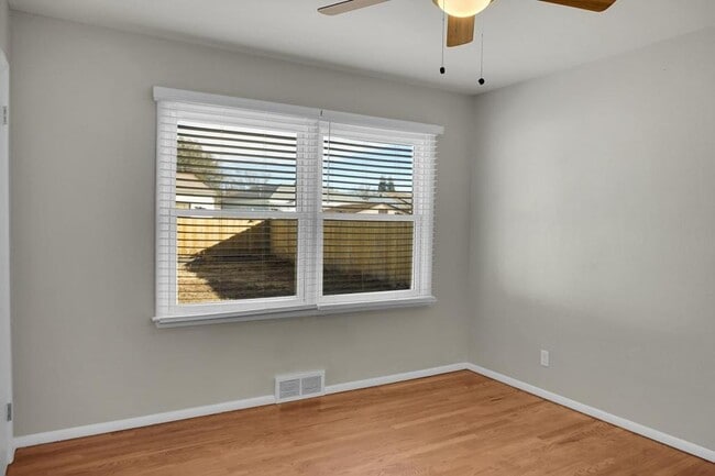 Building Photo - 2467 Lafayette Rd