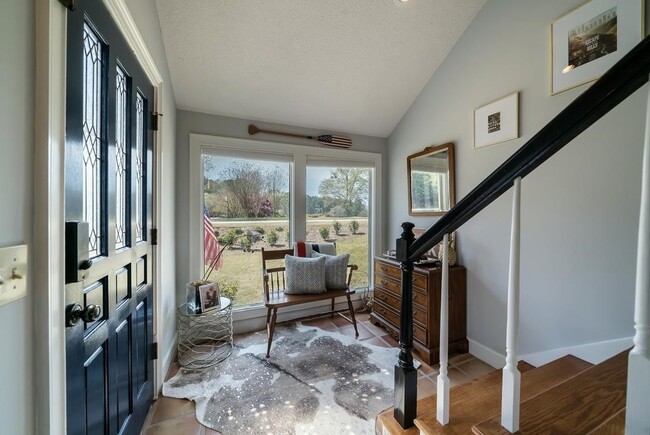 Building Photo - 1900 Snug Harbor Dr