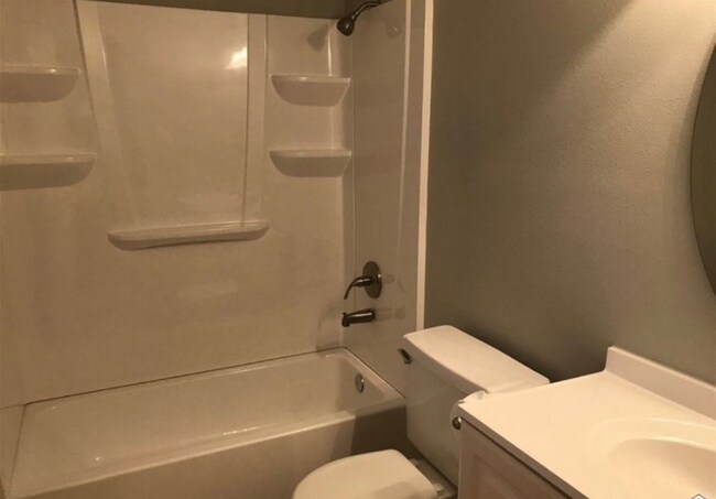 Building Photo - 4902 Tristian Ave